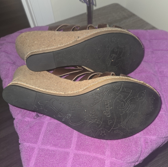 Clark's Sandals 3 for $15 - Picture 6 of 8